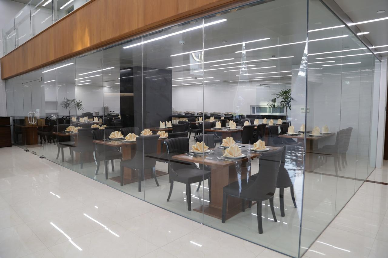 יאנגון Pacific Hotel מראה חיצוני תמונה
