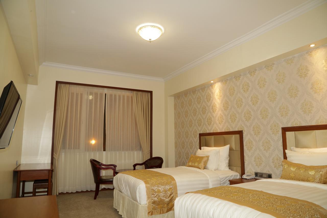 יאנגון Pacific Hotel מראה חיצוני תמונה