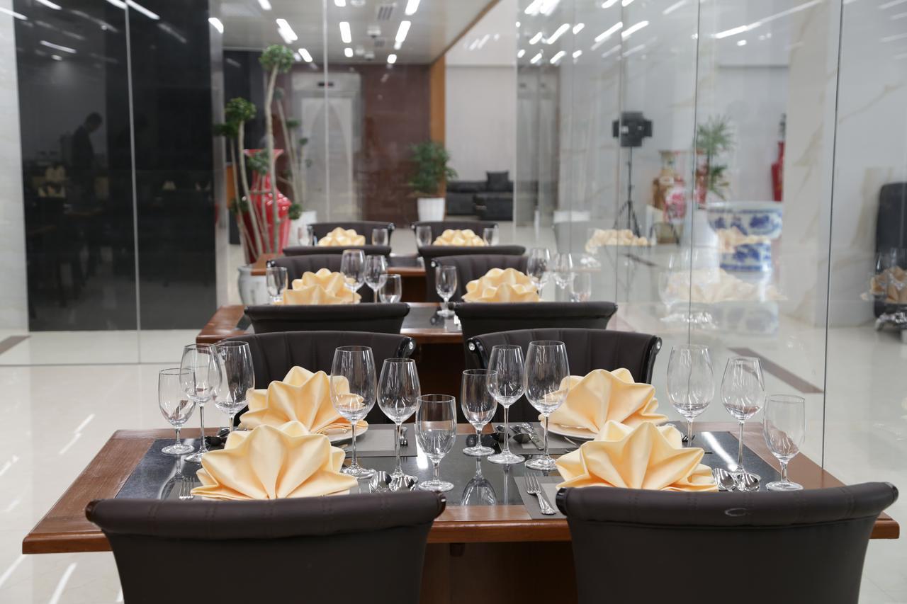 יאנגון Pacific Hotel מראה חיצוני תמונה